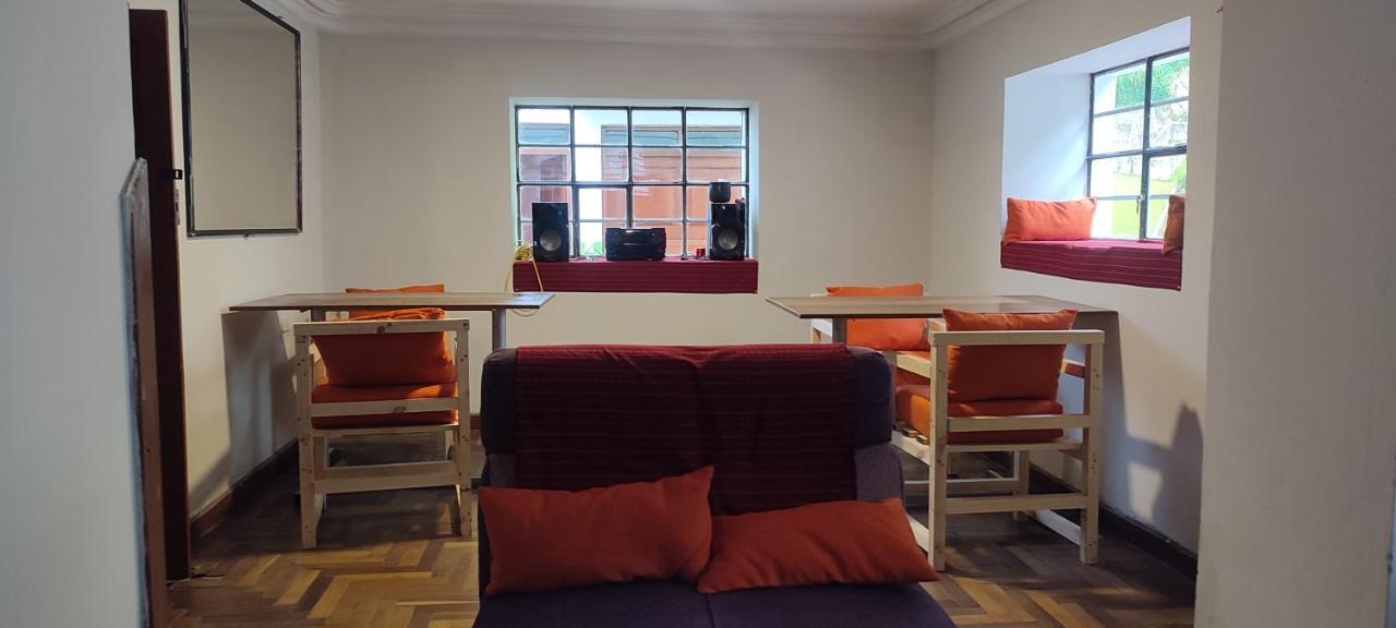 Hostel Tupac Yupanqui House Куско Екстериор снимка