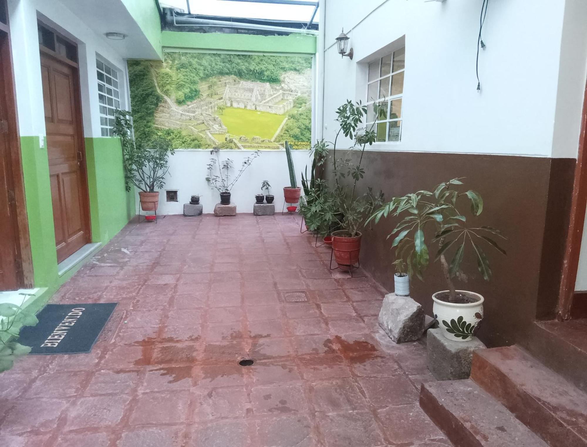 Hostel Tupac Yupanqui House Куско Екстериор снимка